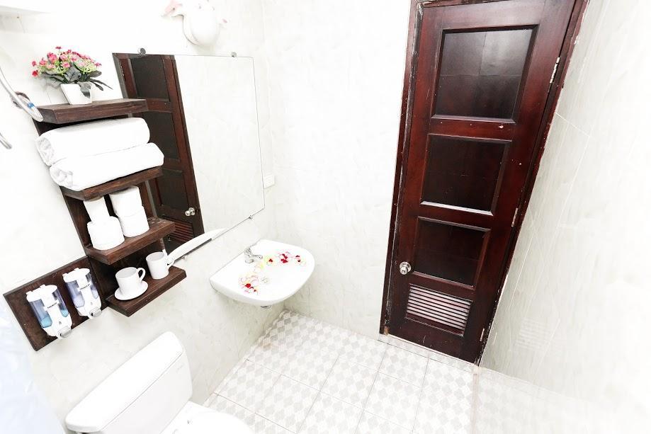 Hanoi Traveller Hostel Екстериор снимка